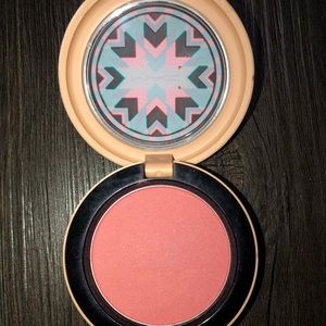 NWOT MAC Painted Canyon Blush